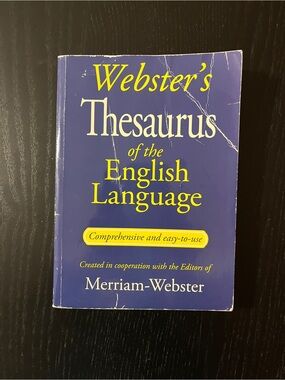 Webster's Thesaurus of English Language Book Merriam-Webster